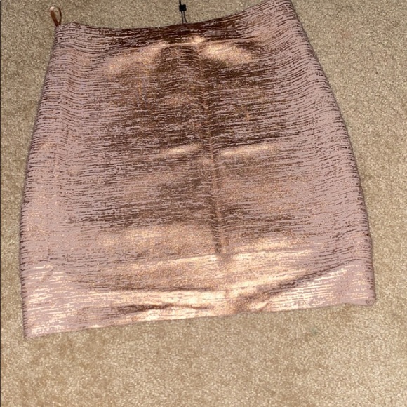 SKIRT - Picture 4 of 4